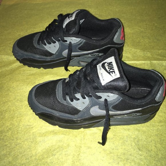 SOLD- Nike Air Max 90 (4.5Youth/Women US 6) - Picture 2 of 7